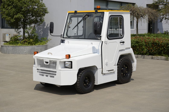 84dB táxi diesel Tow Trator For Aircraft industrial QCD20/25